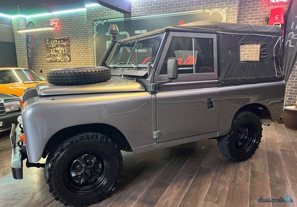 1979' Land Rover Serie III photo #4