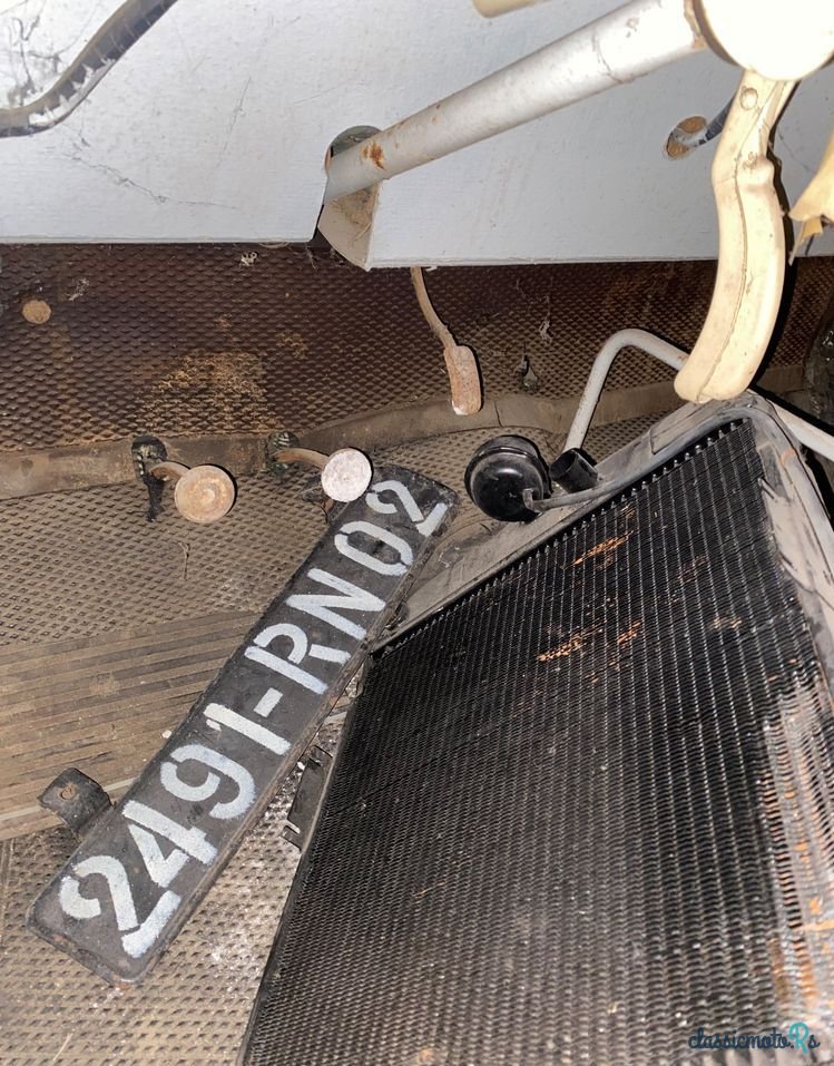 1957' Citroen R2101 photo #4