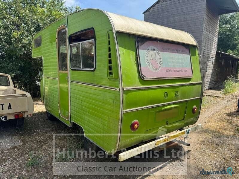 1980' Volkswagen Autovilla photo #6