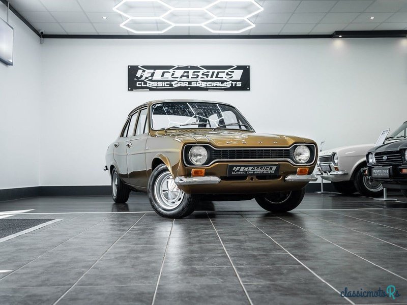 1972' Ford Escort photo #1