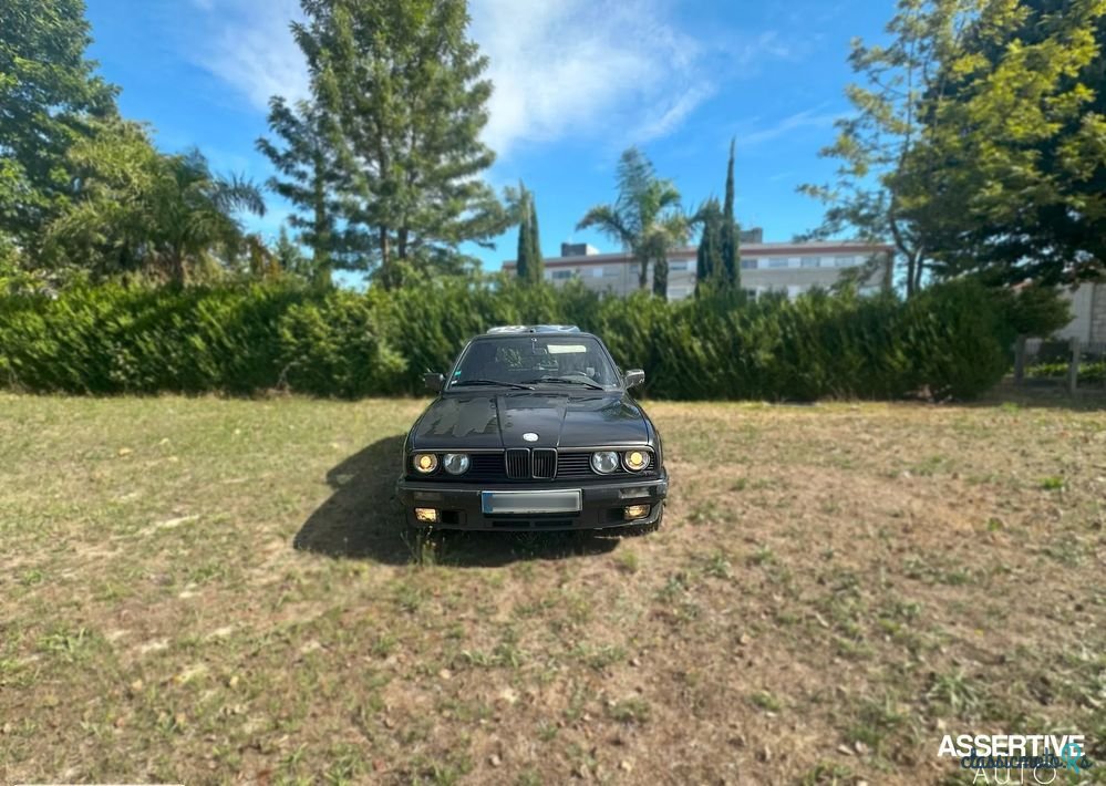 1990' BMW Série 3 Td Touring photo #1
