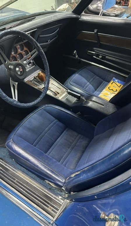 1975' Chevrolet Corvette photo #5