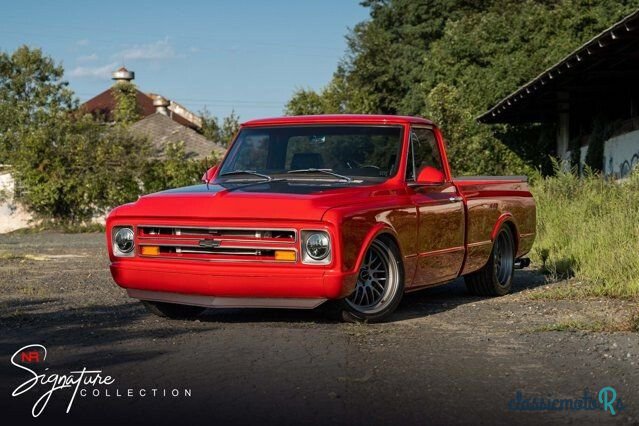 1968' Chevrolet C/K Truck photo #1