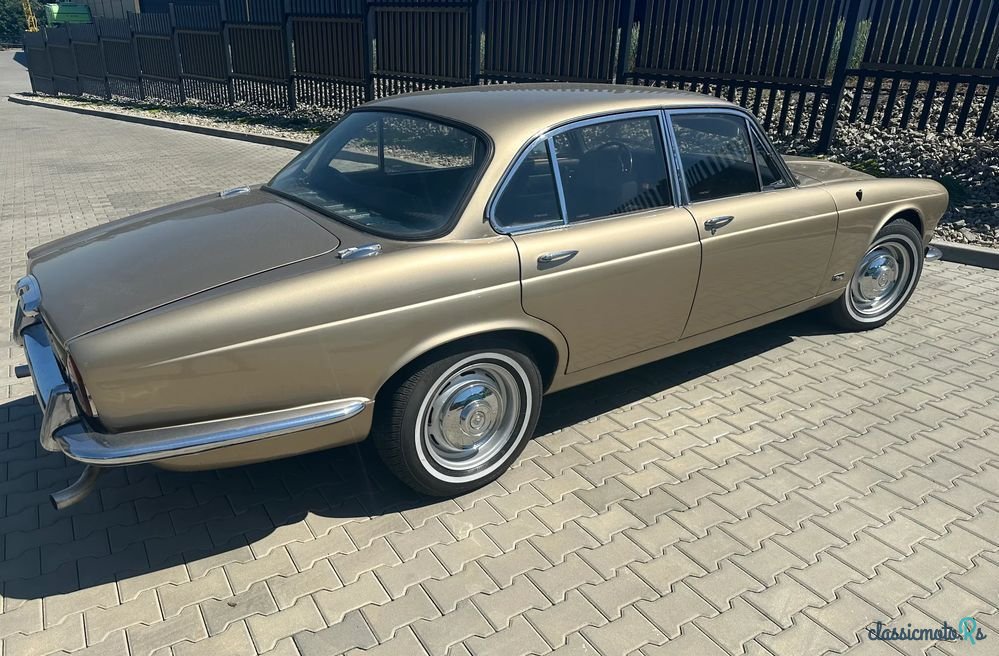 1969' Jaguar XJ photo #4