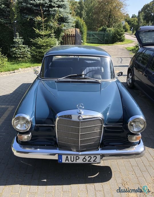 1966' Mercedes-Benz W110 photo #1