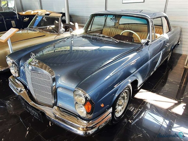 1961' Mercedes-Benz 220 SEB photo #2
