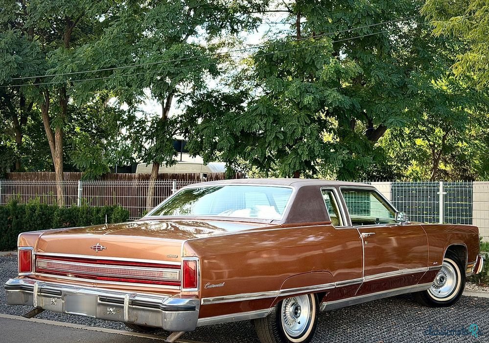 1976' Lincoln Continental photo #4