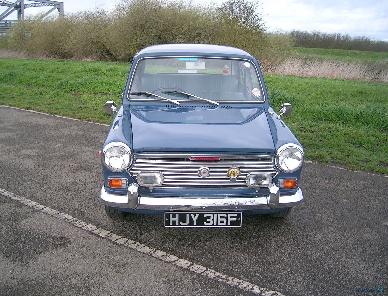 1968' Morris Eight photo #2
