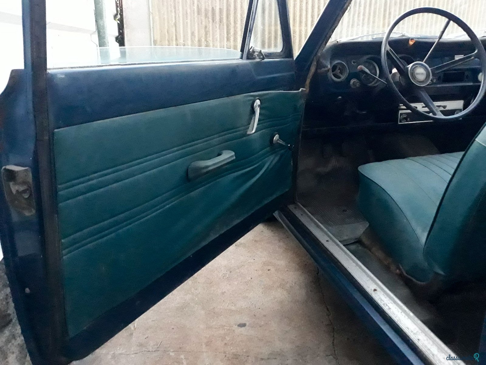 1966' Ford Cortina photo #4