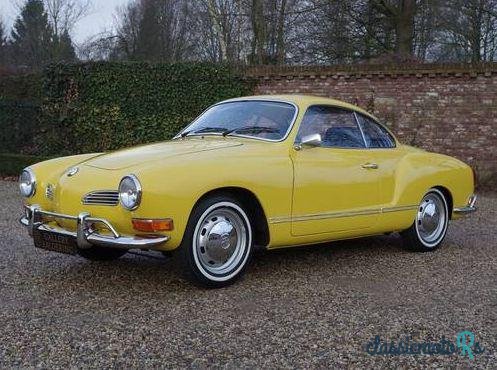 1971' Volkswagen Karmann Ghia photo #5