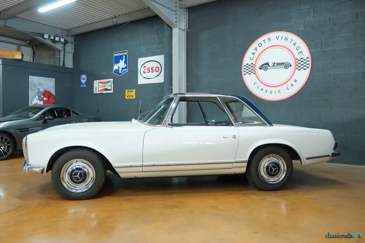 1965' Mercedes-Benz 230 photo #4