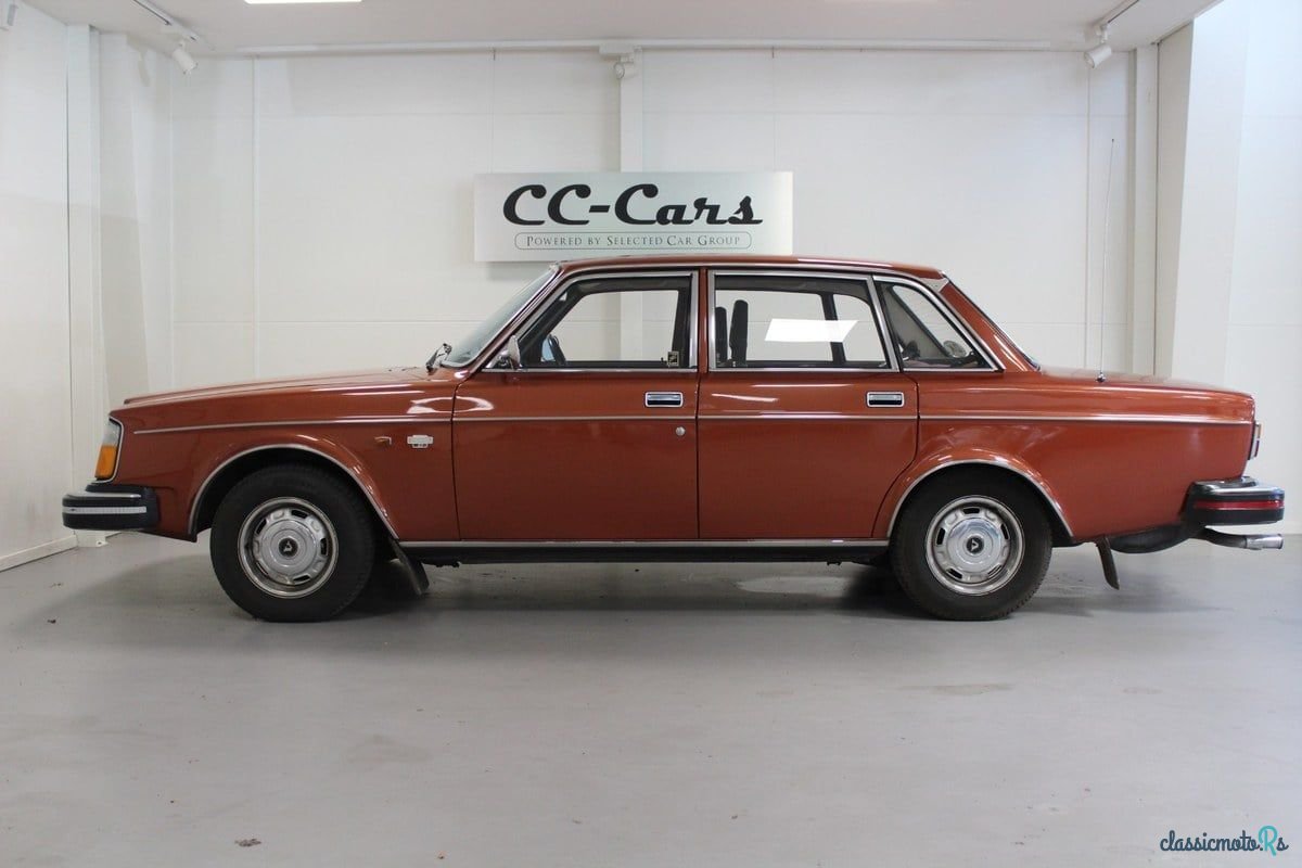 1976' Volvo 264 photo #6