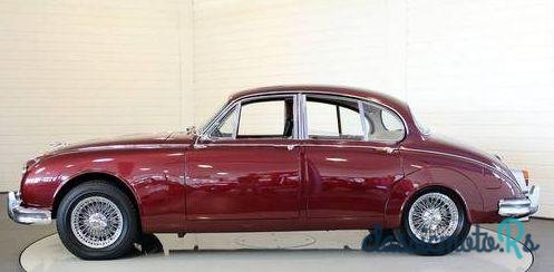 1963' Jaguar Mk2 Saloon 1963 With Overdrive photo #3