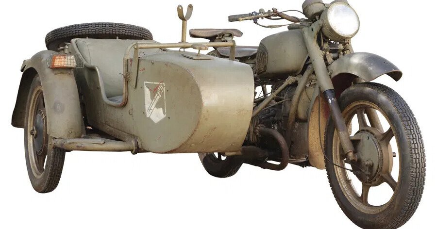 La "fausse" BMW d'Indiana Jones vendue pour une somme folle