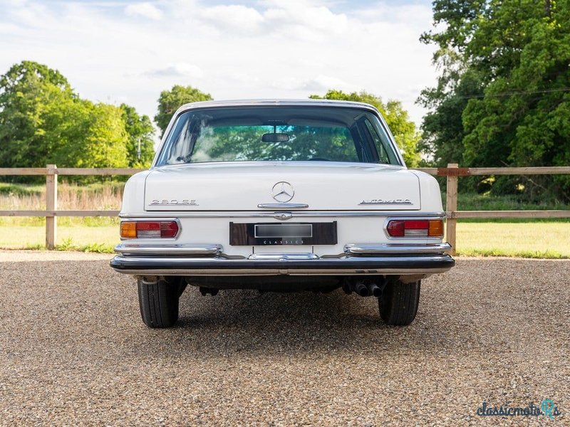 1972' Mercedes-Benz 280 photo #5