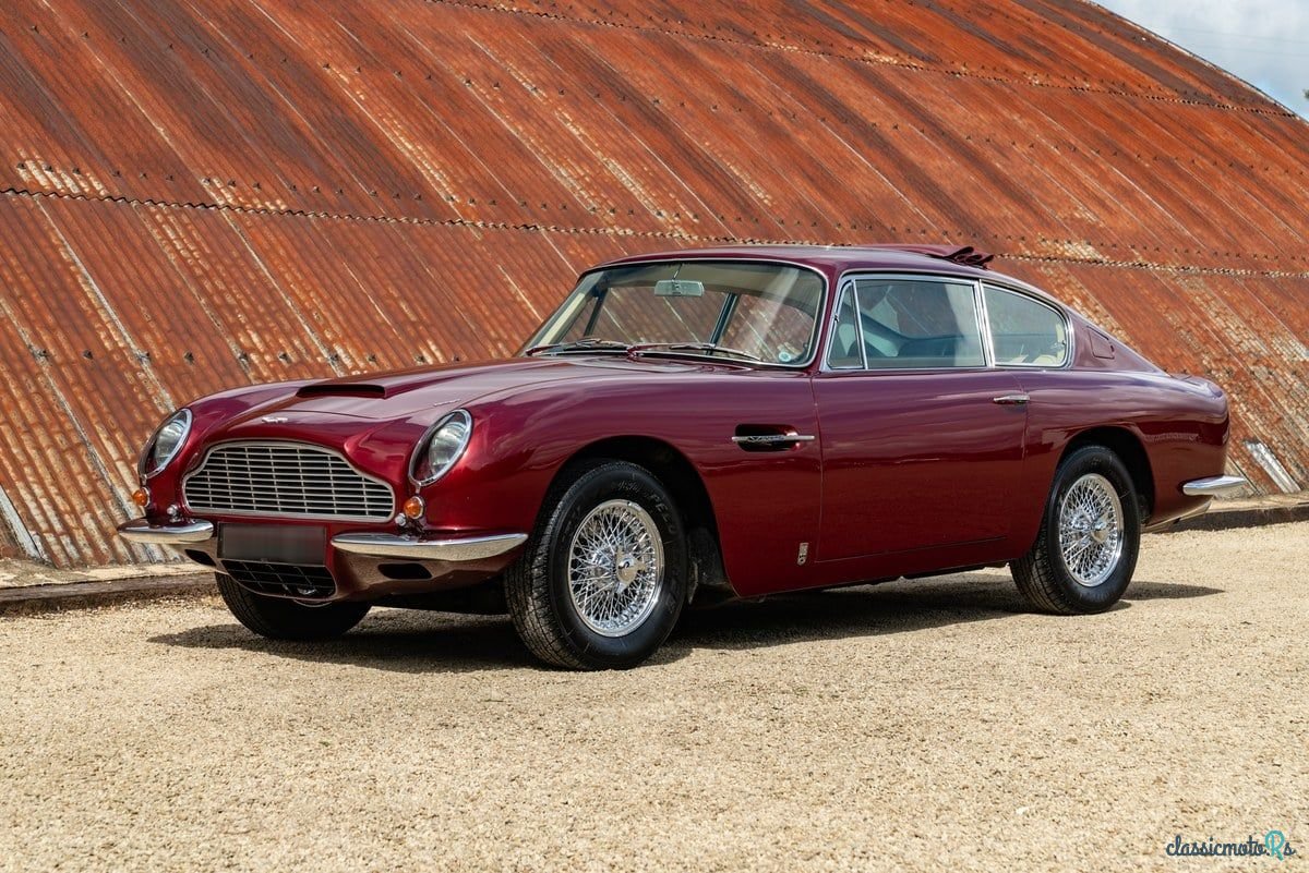 1967' Aston Martin DB6 photo #3