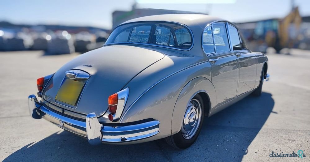 1966' Jaguar Mk II photo #5