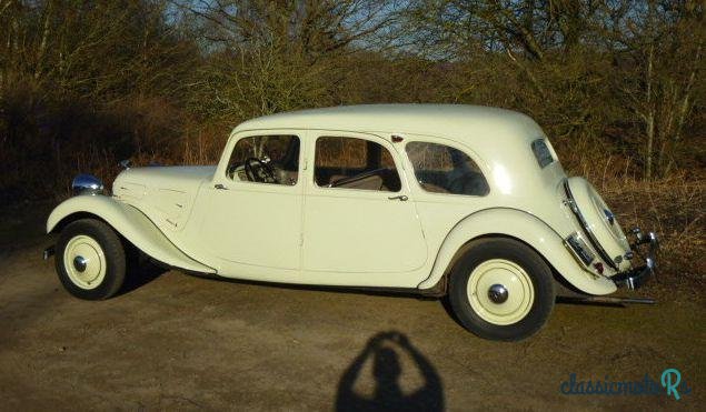 1936' Citroen Traction Avant 11A photo #2
