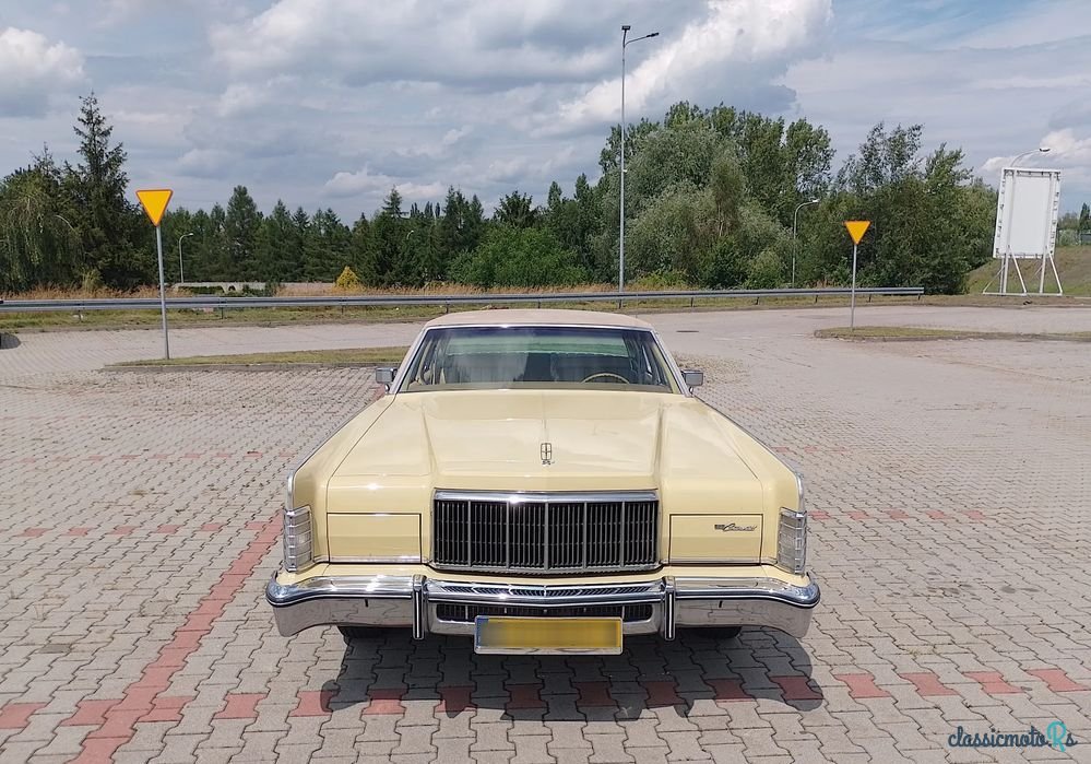 1975' Lincoln Continental photo #2