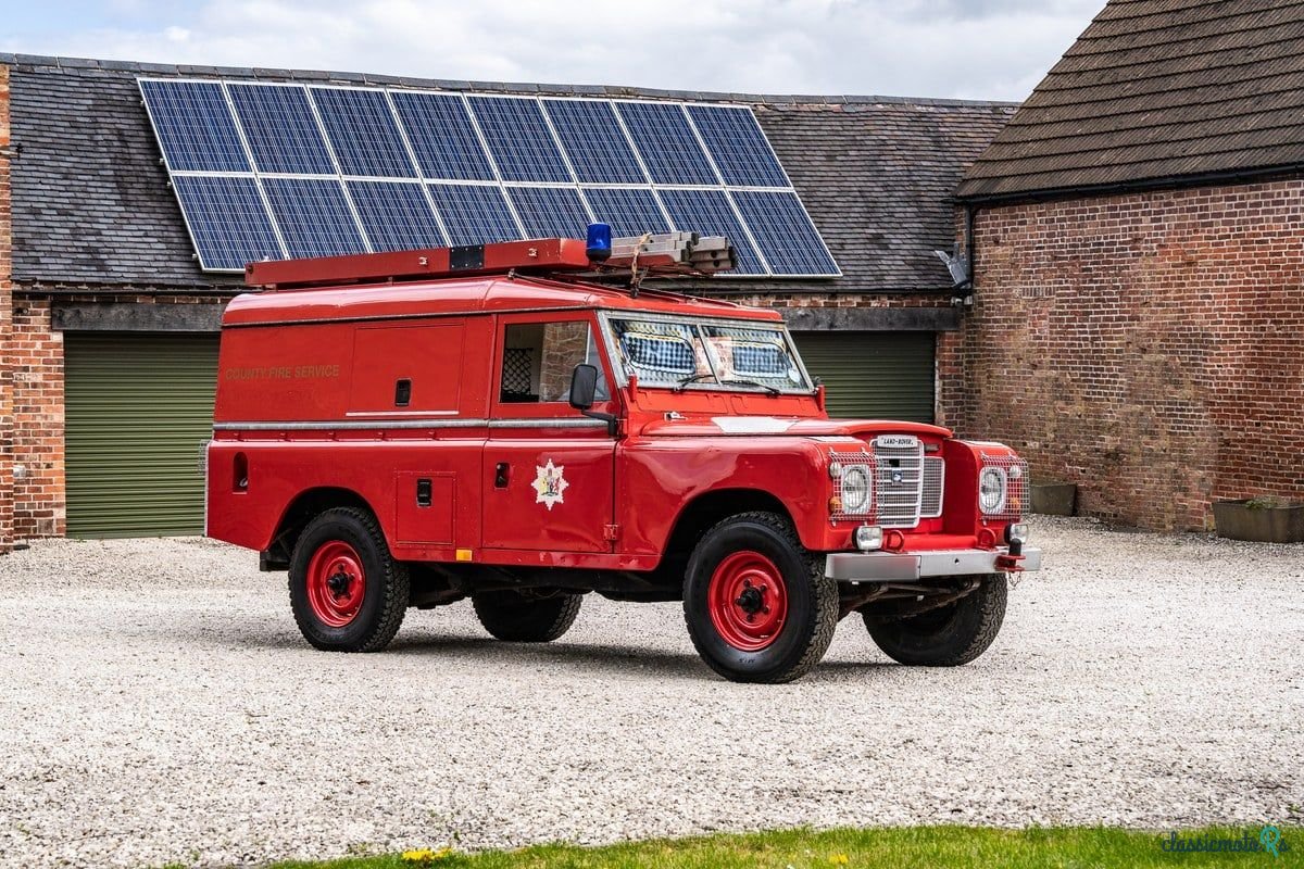 1982' Land Rover Series 3 photo #3