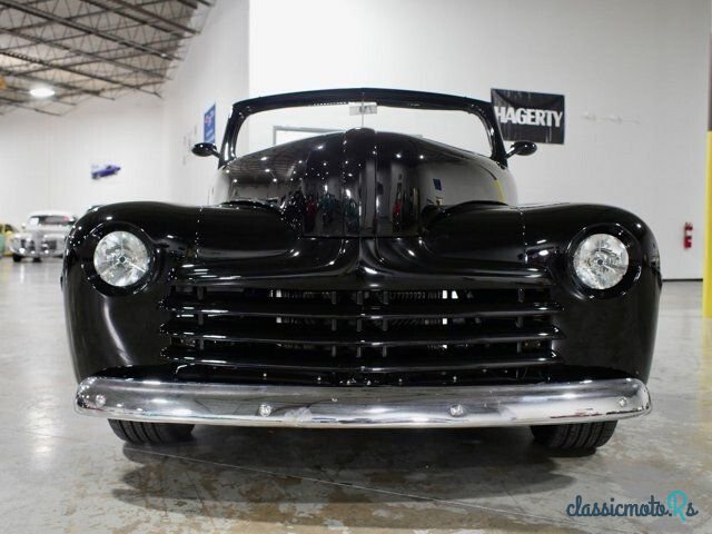 1947' Ford photo #2