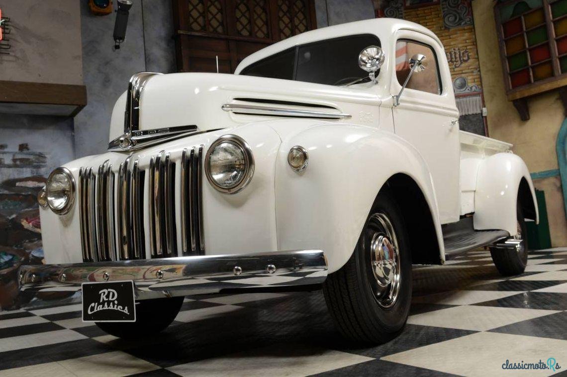1947' Ford Pick Up V8 Flathead photo #2