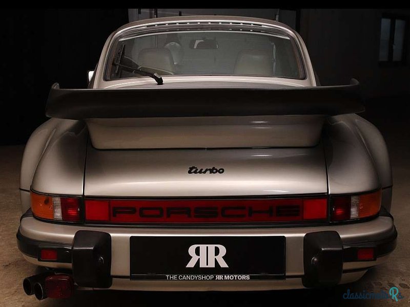 1980' Porsche 911 photo #2