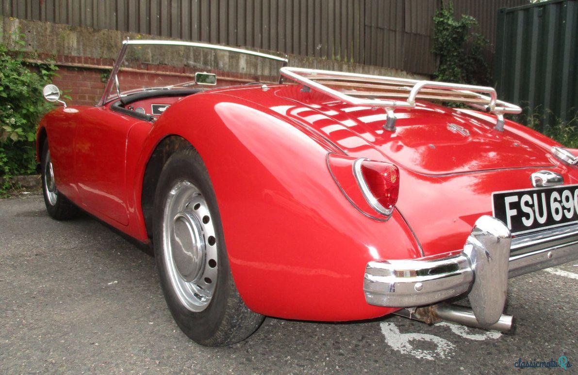 1957' MG MGA photo #2