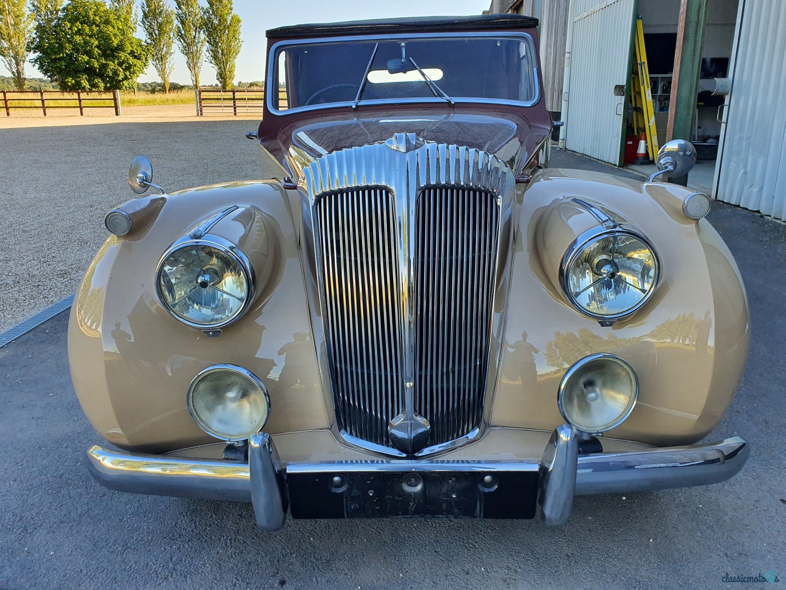 1951' Daimler Db18 photo #3