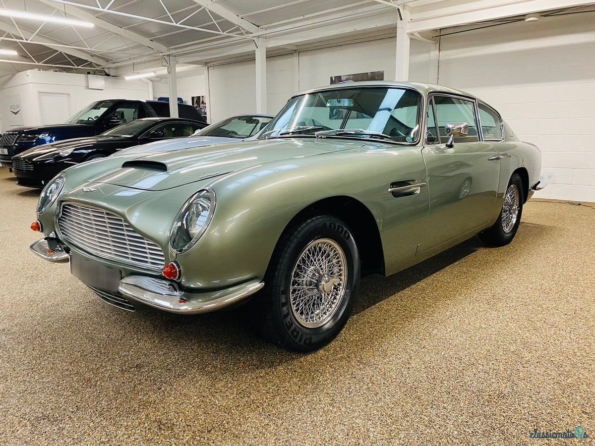 1966' Aston Martin DB6 photo #1