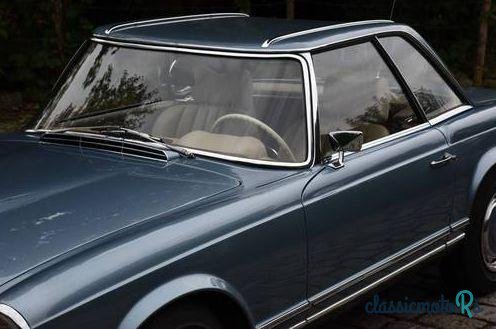 1970' Mercedes-Benz 280 Sl Roadster photo #4