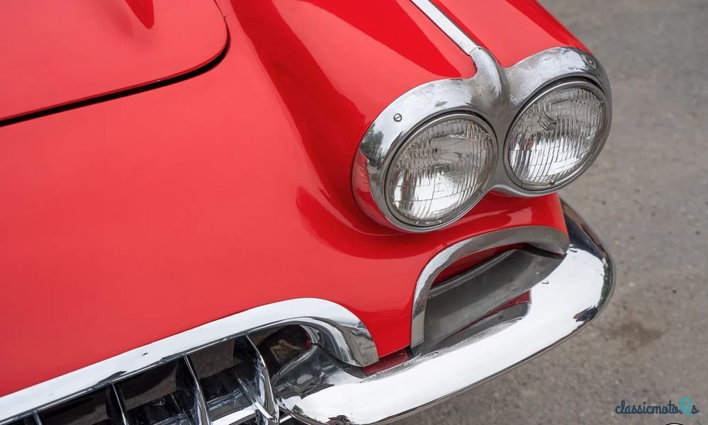 1960' Chevrolet Corvette photo #4