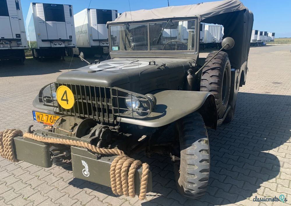 1942' Dodge photo #2