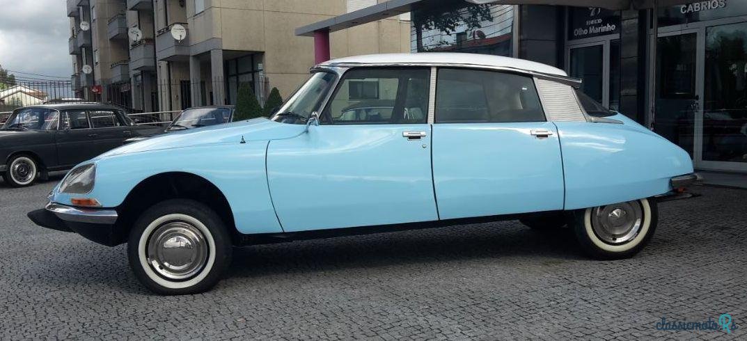 1970' Citroen DS 20 photo #3