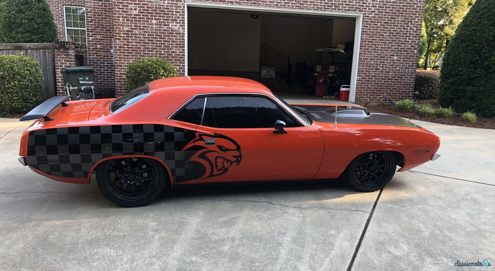 1970' Plymouth Barracuda photo #1