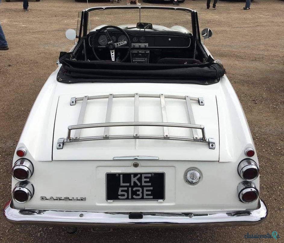 1967' Datsun Fairlady Roadster photo #4