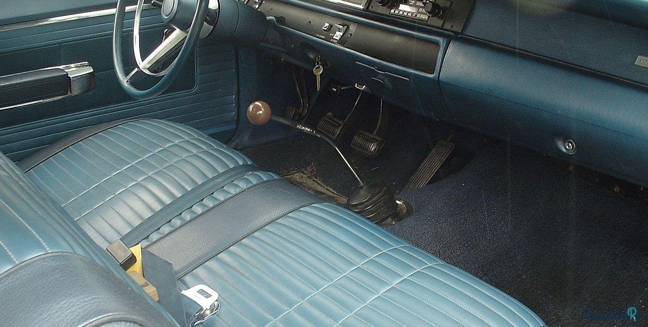 1968' Plymouth Roadrunner photo #3