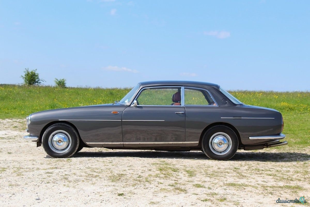 1970' Bristol 411 photo #4