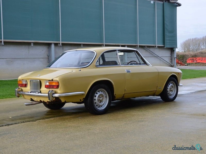 1972' Alfa Romeo 2000 photo #6