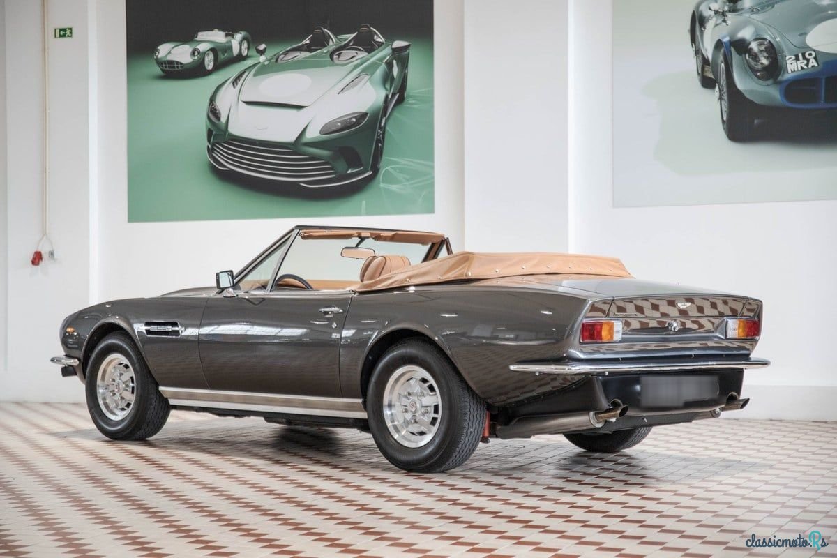1982' Aston Martin V8 Volante photo #1