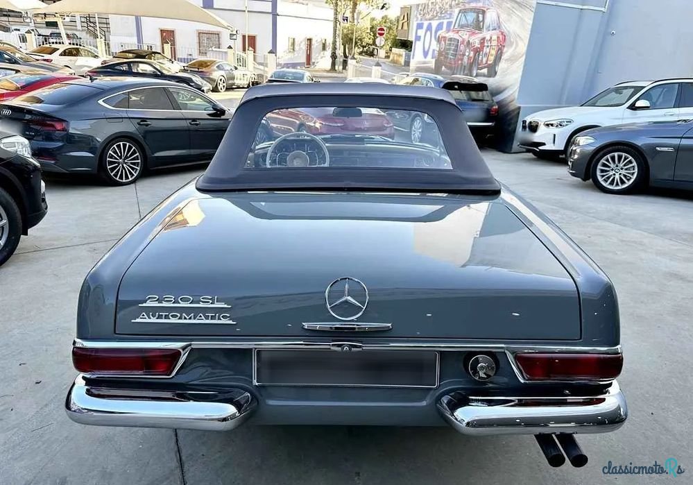 1965' Mercedes-Benz 230 photo #4