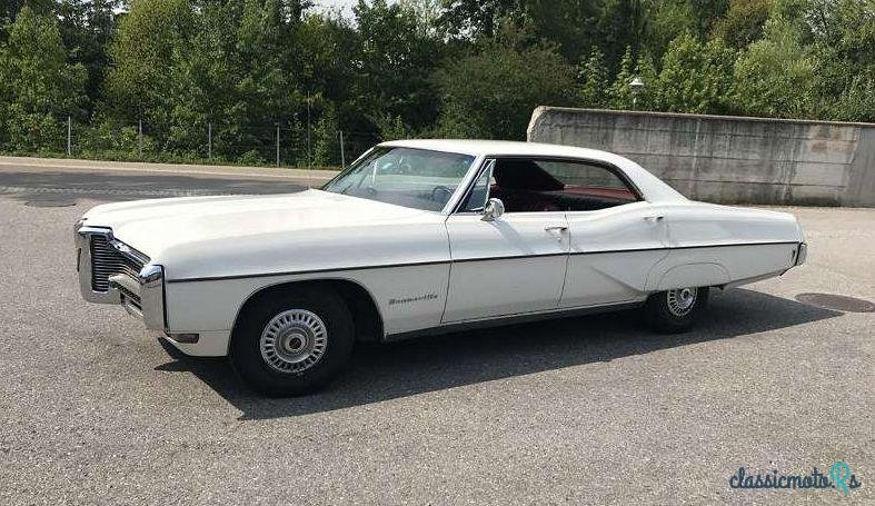 1968' Pontiac Bonneville photo #2