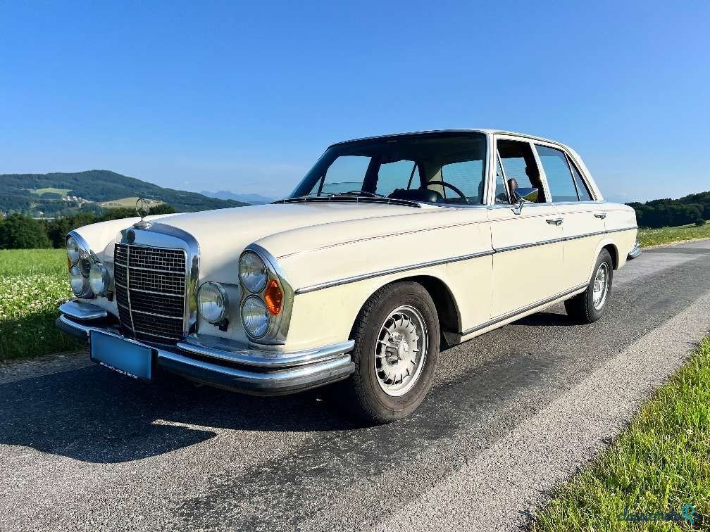 1972' Mercedes-Benz 280 photo #2