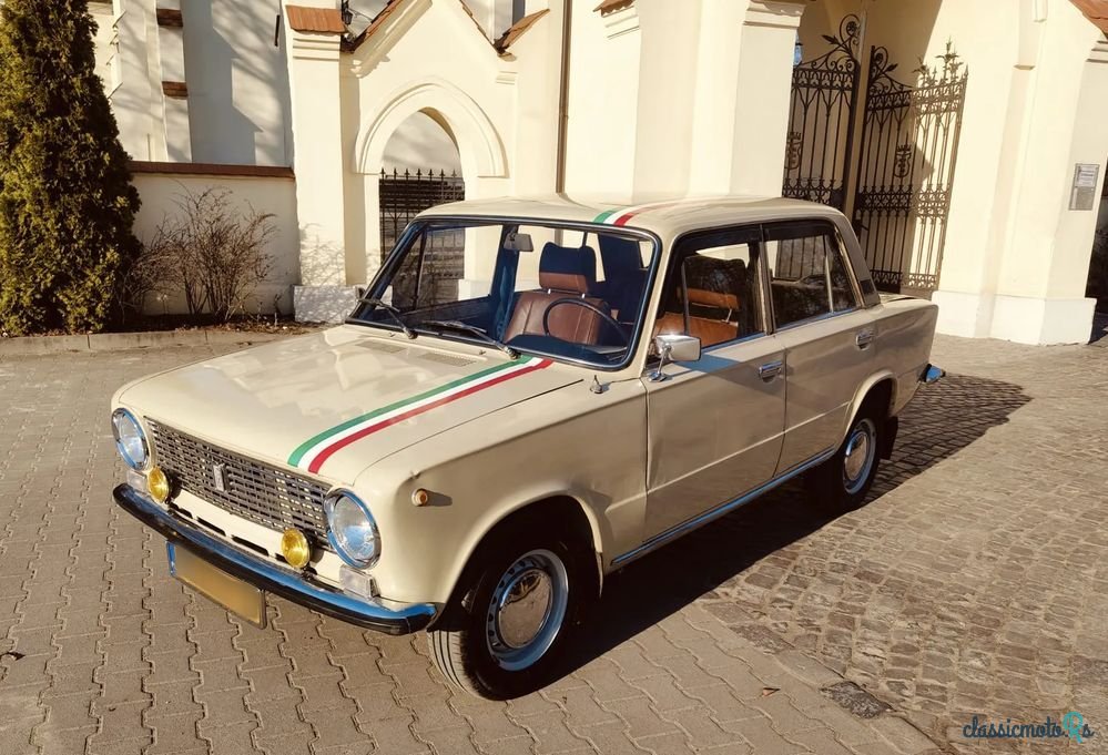 1980' VAZ 2101 Lada photo #2