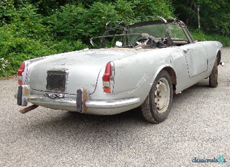 1964' Alfa Romeo 2600 Project photo #3