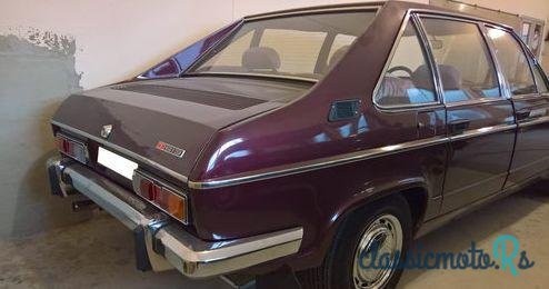 1976' Tatra Tatra 613 photo #1