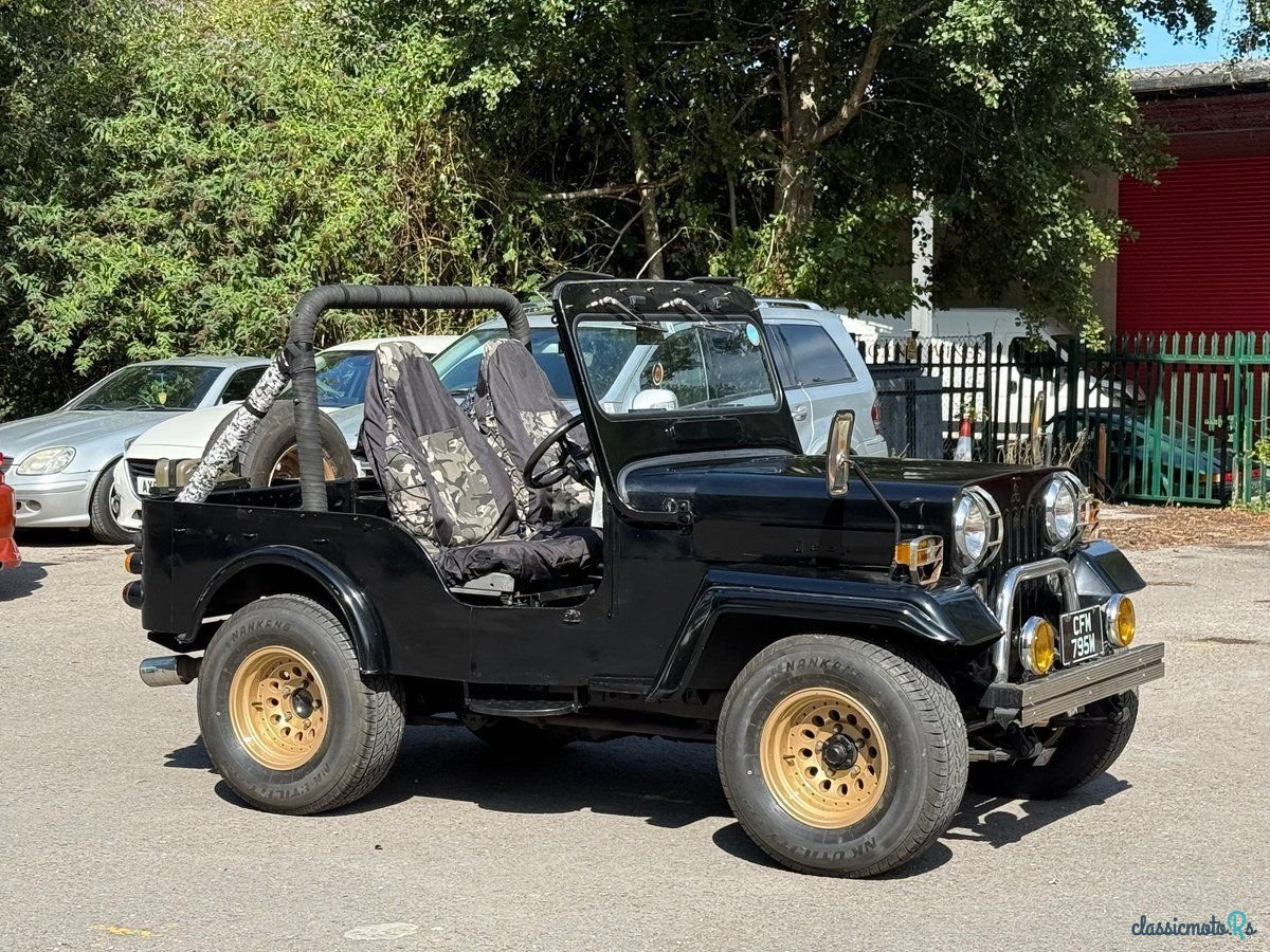 1981' Mitsubishi Willys Jeep photo #6