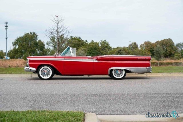 1959' Ford Fairlane photo #2