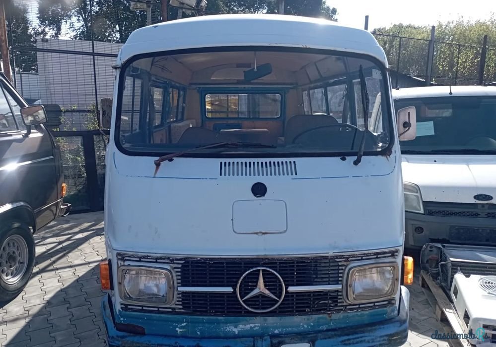 1977' Mercedes-Benz 206D photo #3