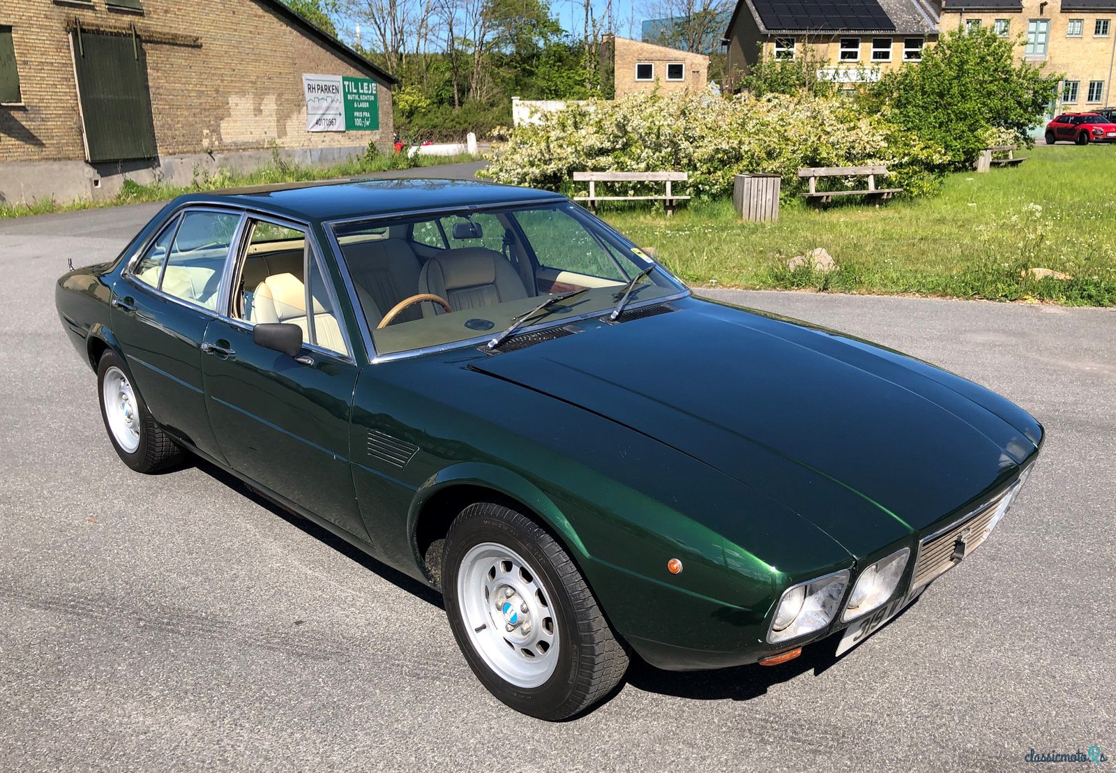 1978' De Tomaso Deauville Rhd Series 1 photo #2